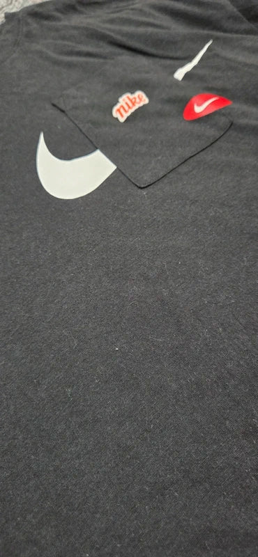 Nike Crop Top T-Shirt Negra