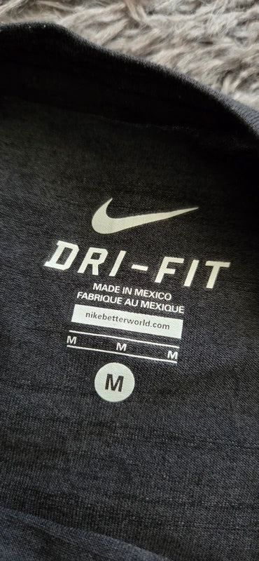 Nike Training T-Shirt Gris Oscuro