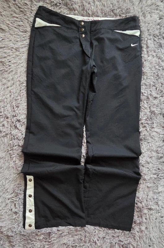 Pantalón Nike Negro con Botones Retro Training