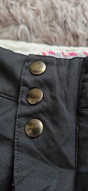 Pantalón Nike Negro con Botones Retro Training