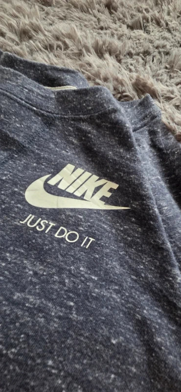 Sudadera Nike “Just Do It” Gris Crewneck